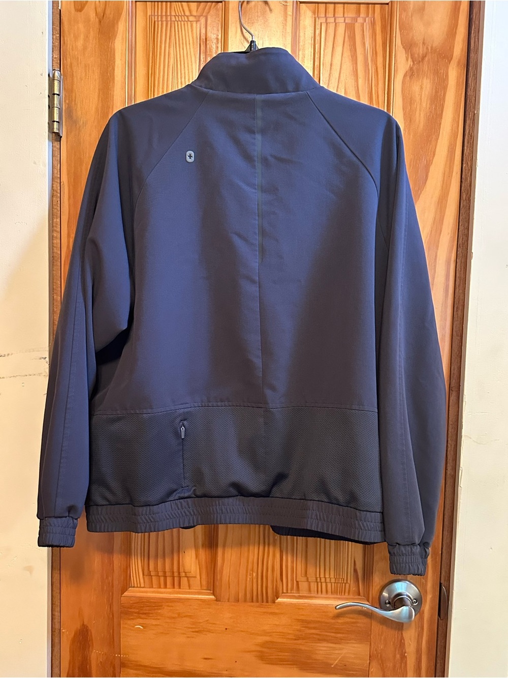 Figs Technical Collection Scrub Jacket - Picture 2 of 7